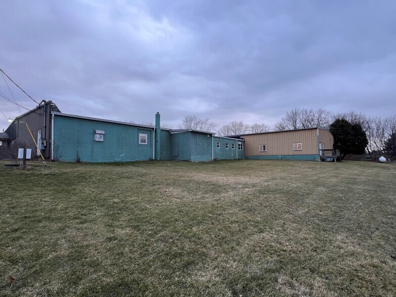 4265 Main st, Hemlock, NY à vendre - Photo du bâtiment - Image 2 de 10