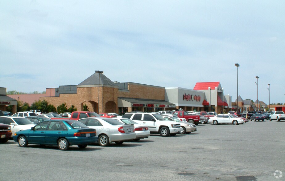 719 W 15th St, Washington, NC à louer - Photo du bâtiment - Image 3 de 4