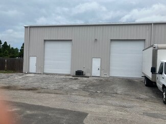 More details for 9161 131st Pl N, Largo, FL - Industrial for Lease