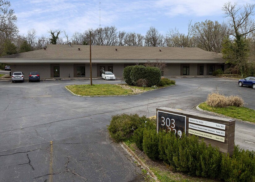 303-315 Concord St, Knoxville, TN for sale - Building Photo - Image 1 of 1