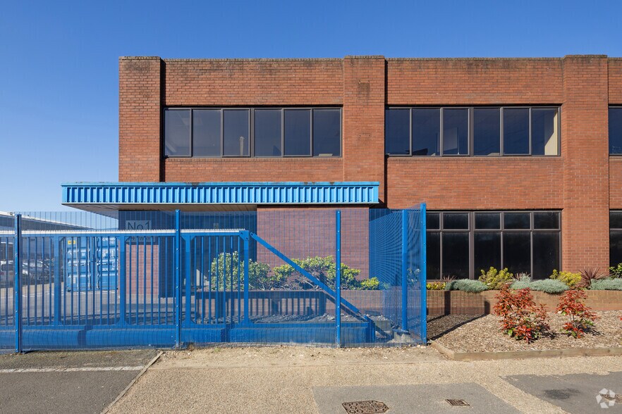 214 Purley Way, Croydon à louer - Photo du bâtiment - Image 2 de 4