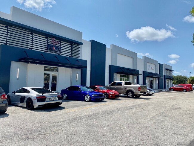 Plus de détails pour 1685 S State Road 7, Hollywood, FL - Industriel à louer