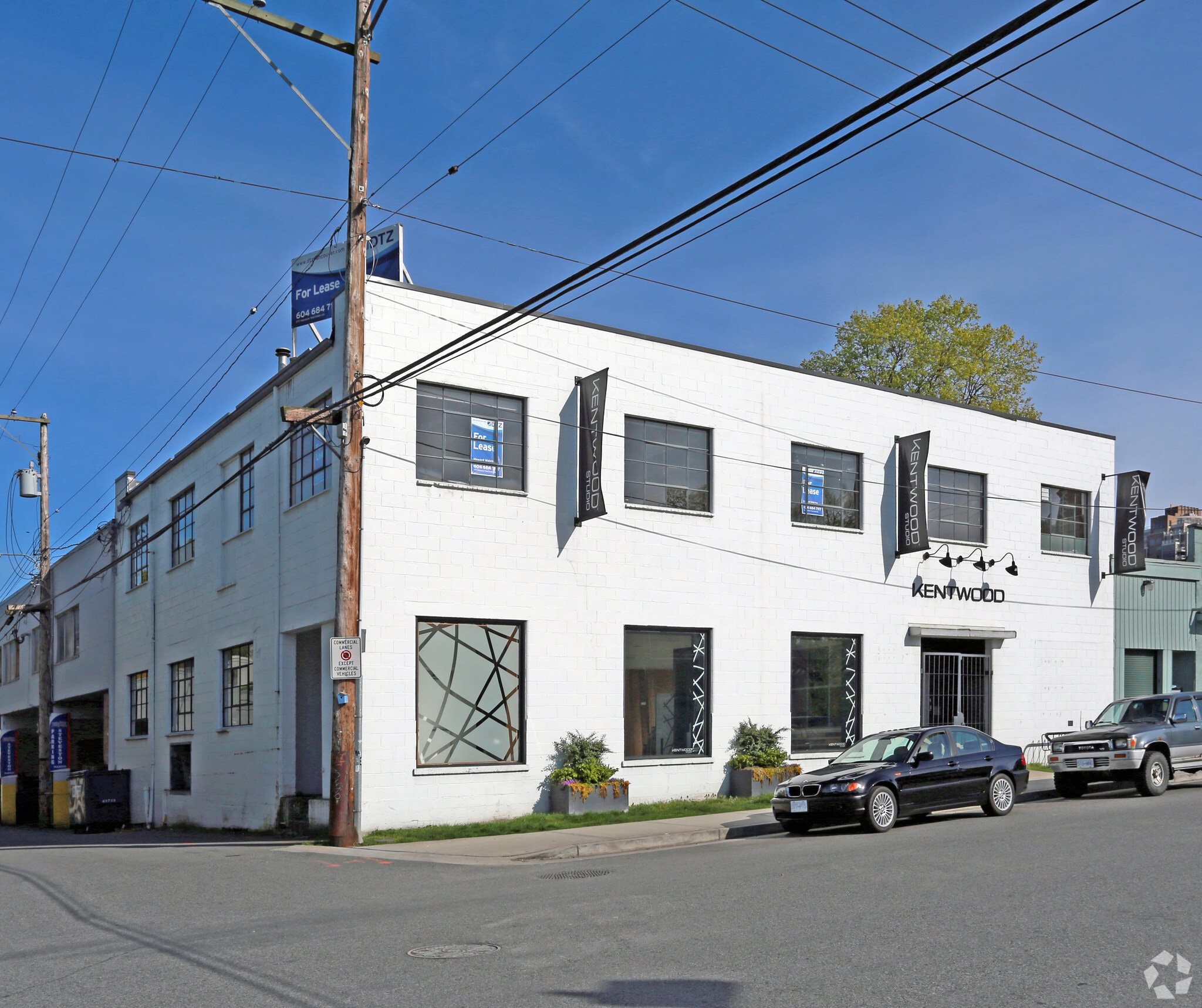 2058-2060 Pine St, Vancouver, BC for lease Primary Photo- Image 1 of 6