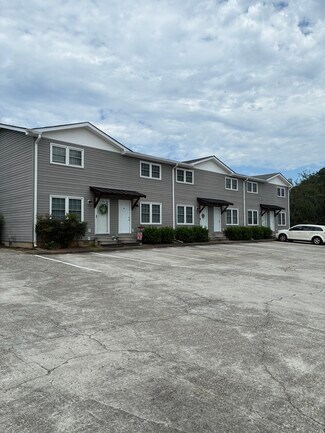 Plus de détails pour 711 E Howell St, Hartwell, GA - Multi-résidentiel à vendre