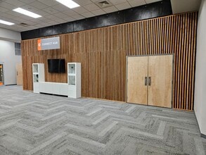 5235 Highway 280, Birmingham, AL for sale Interior Photo- Image 2 of 6