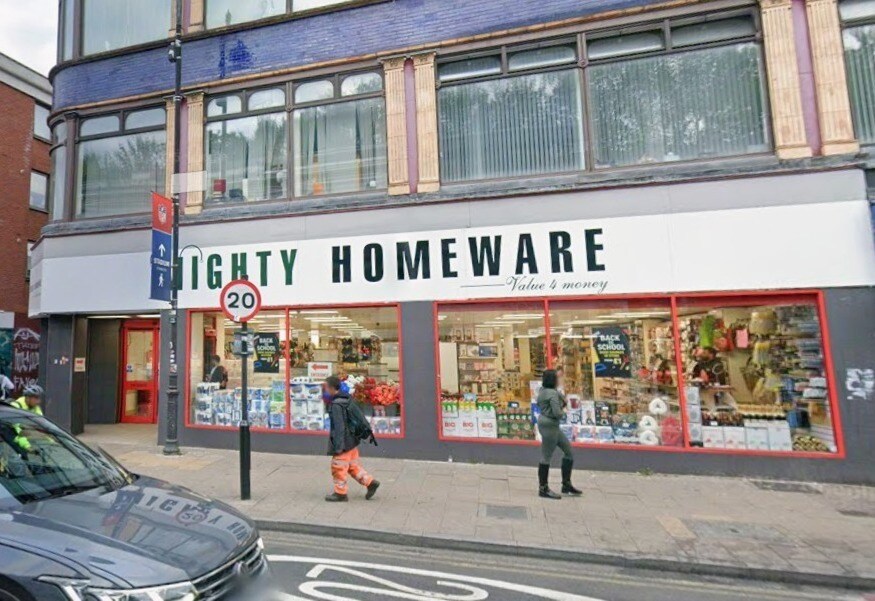 524-528 High Rd, Londres à louer Photo principale- Image 1 de 5