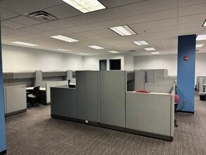 50 Millstone Rd, East Windsor, NJ for lease Building Photo- Image 2 of 17