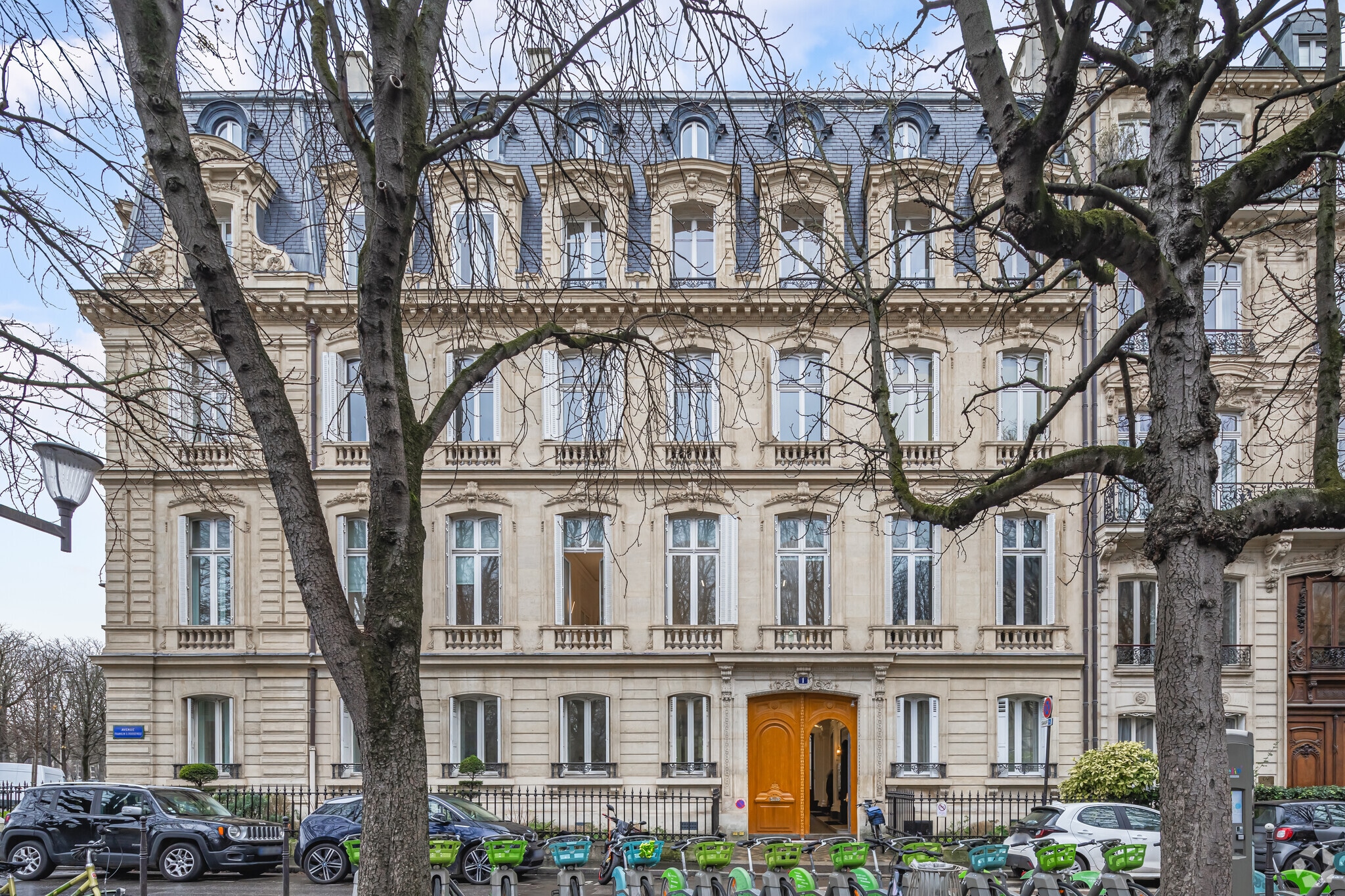 1 Avenue Franklin D. Roosevelt, Paris for lease Primary Photo- Image 1 of 4