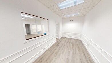759 SW Federal Hwy, Stuart, FL for lease Interior Photo- Image 2 of 9