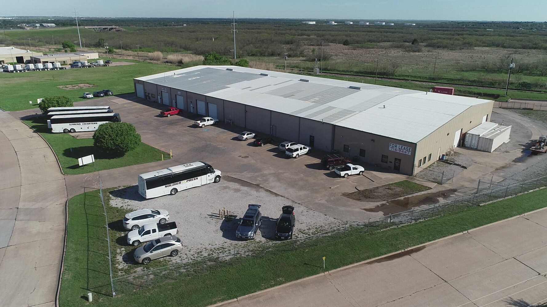 2730 Commerce St, Wichita Falls, TX à louer Photo du bâtiment- Image 1 de 15