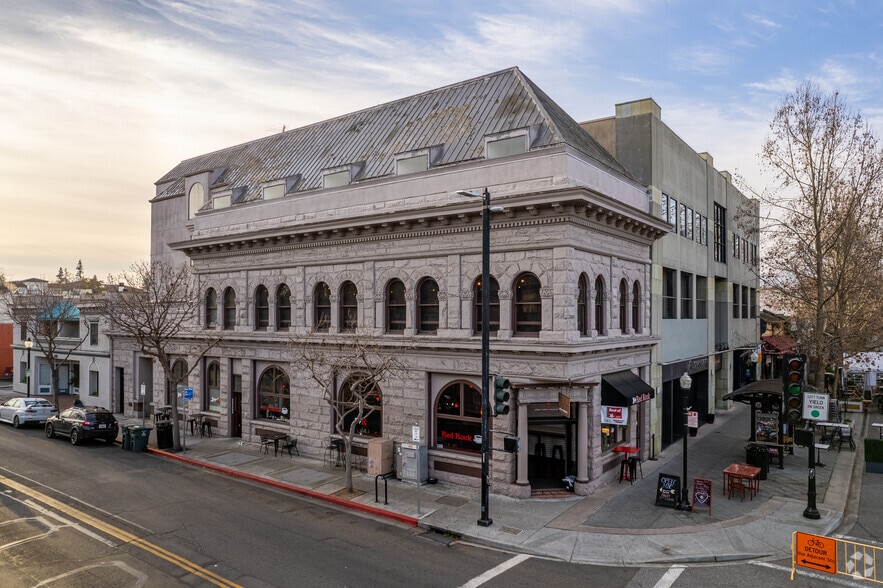 201 Castro St, Mountain View, CA for lease - Building Photo - Image 1 of 1