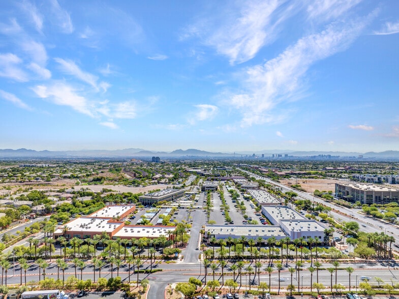 900 S Pavilion Center Dr, Las Vegas, NV for sale - Building Photo - Image 2 of 7