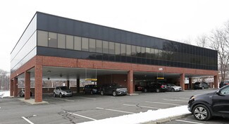 Plus de détails pour 109 Newtown Rd, Danbury, CT - Bureau à louer
