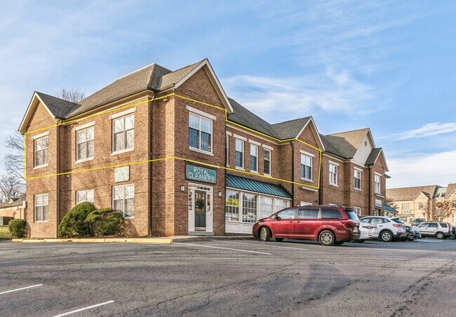 More details for 9911-9913 Georgetown Pike, Great Falls, VA - Office for Lease