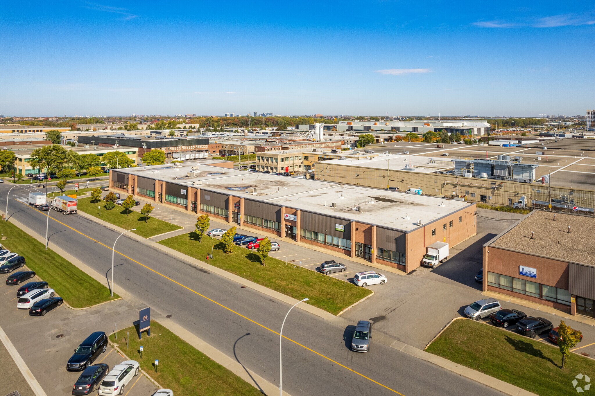 3800 Thimens, Montréal, QC à vendre Photo du bâtiment- Image 1 de 1