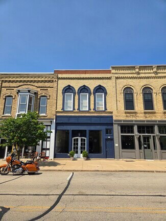 Plus de détails pour 522 W Water St, Princeton, WI - Commerce de détail à louer