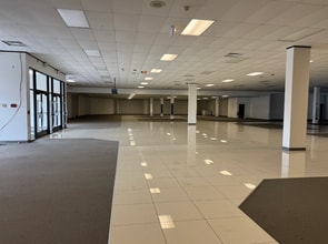 501 Columbia Tpke, Rensselaer, NY à louer Photo intérieure- Image 2 de 7