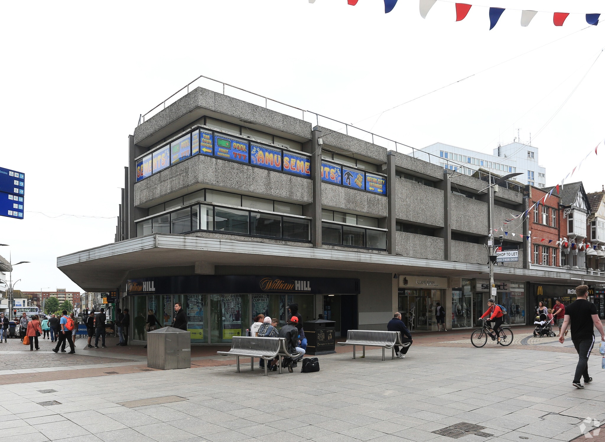 170-174 High St, Southend On Sea for lease Building Photo- Image 1 of 18