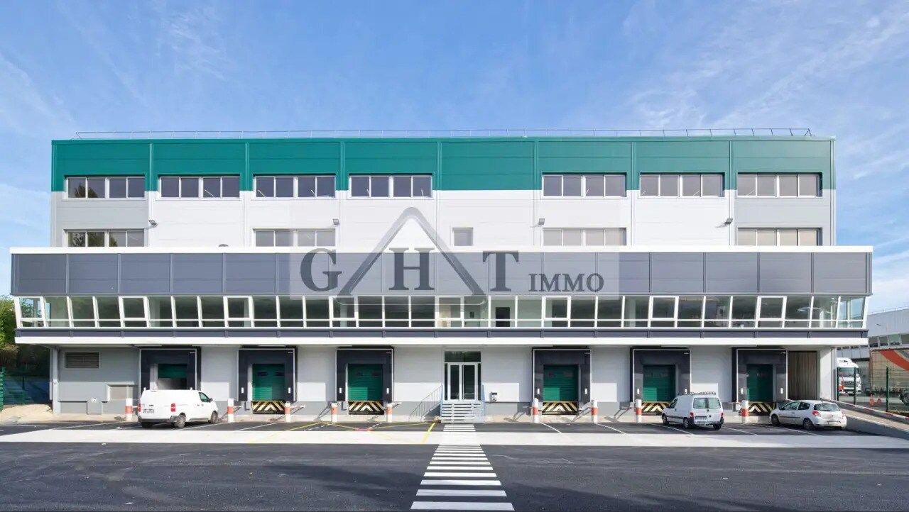 Industriel dans Rosny-sous-Bois à louer Photo du bâtiment- Image 1 de 6