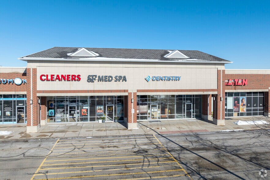 2061-2081 E Laraway Rd, New Lenox, IL à louer - Photo du bâtiment - Image 2 de 5