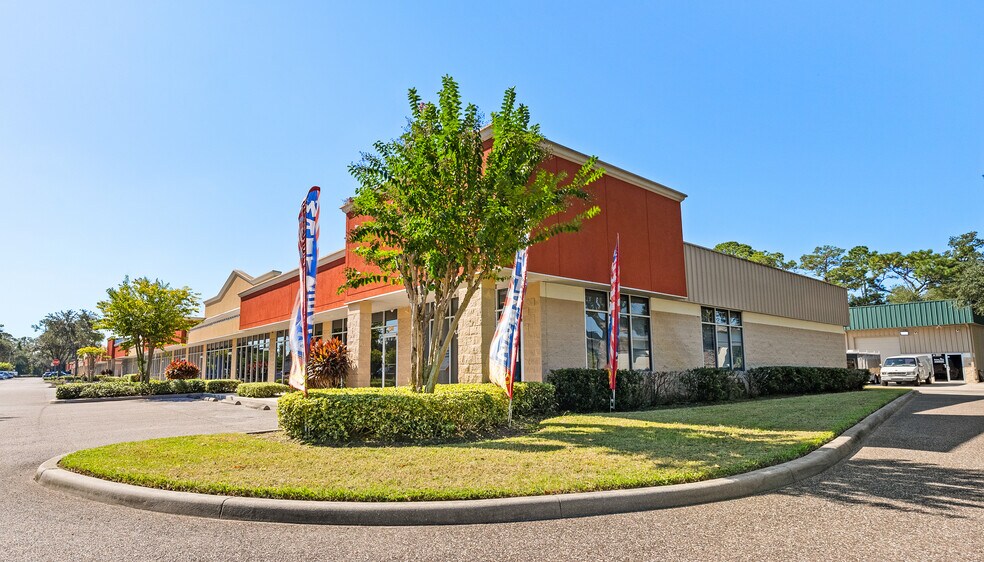 1121-1197 W Airport Blvd, Sanford, FL à louer - Photo du bâtiment - Image 1 de 4