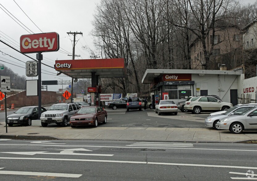 717 Richmond Rd, Staten Island, NY à vendre - Photo du bâtiment - Image 2 de 25