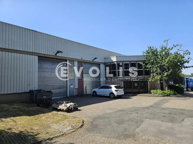 9 Rue Salvador Allende, Palaiseau for lease - Building Photo - Image 2 of 16