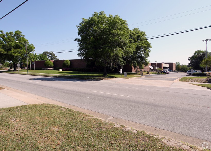 1003 S 17th St, Wilmington, NC for sale - Primary Photo - Image 1 of 33