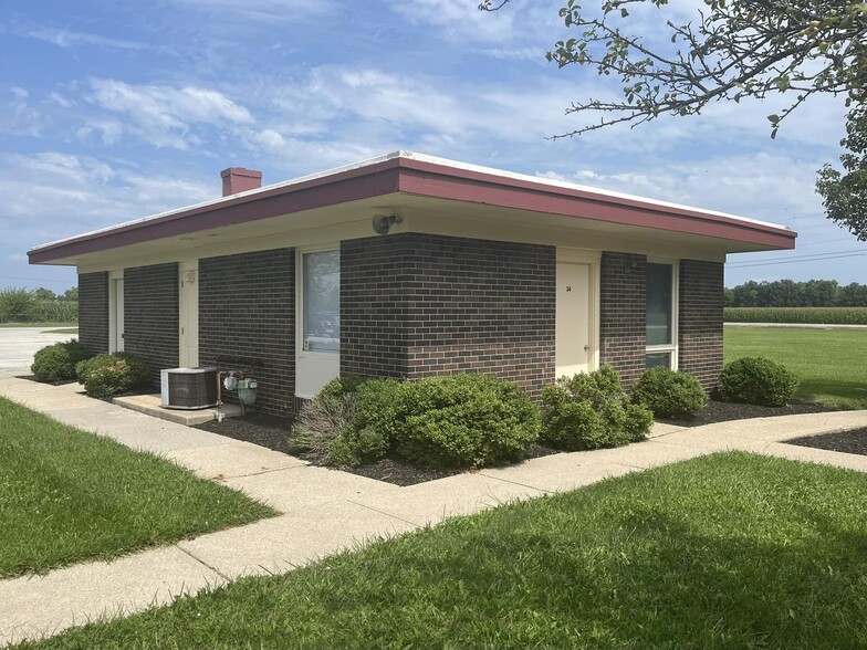 8250 N 600 W, Mccordsville, IN for sale - Building Photo - Image 1 of 1