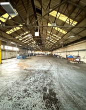Albion Rd, West Bromwich for lease Interior Photo- Image 1 of 2