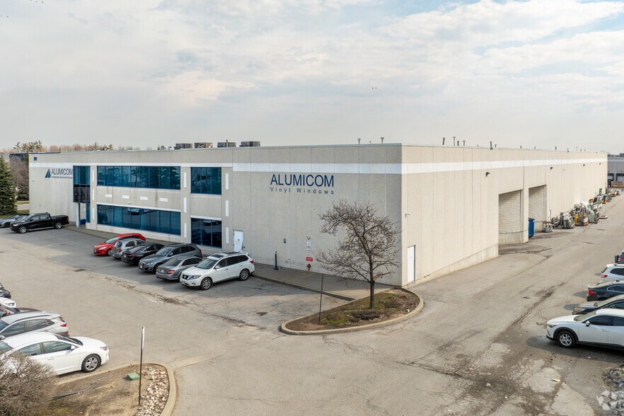 311 Caldari Rd, Vaughan, ON à louer - Photo principale - Image 1 de 2
