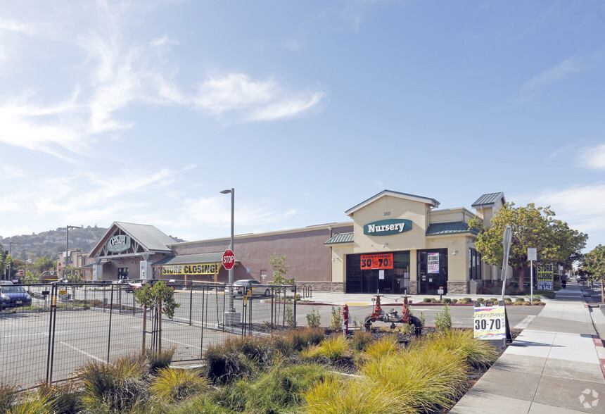 360-380 Industrial Rd, San Carlos, CA for lease - Building Photo - Image 2 of 9