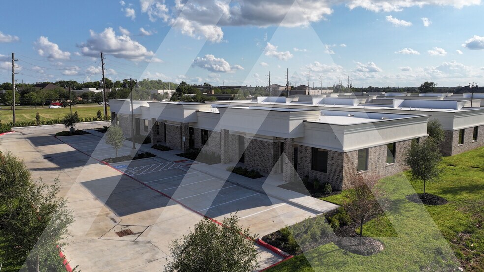 6110 Sienna Ranch Rd, Missouri City, TX à louer - Photo du bâtiment - Image 2 de 19