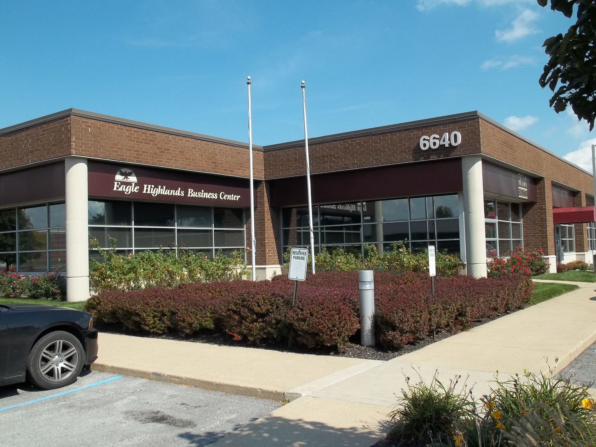 6620 Parkdale Pl, Indianapolis, IN for lease Building Photo- Image 1 of 7