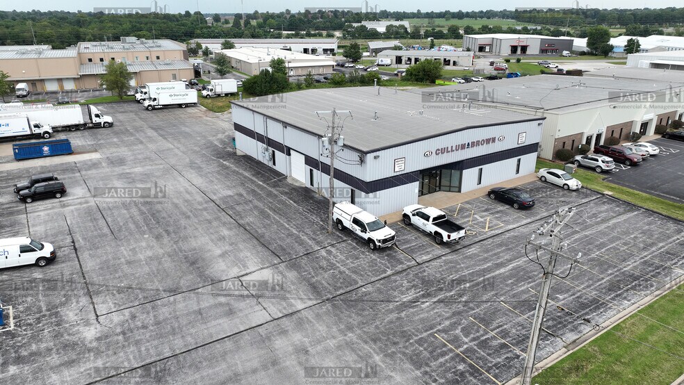 2720-2748 S Austin Ave, Springfield, MO à louer - Photo du bâtiment - Image 3 de 6