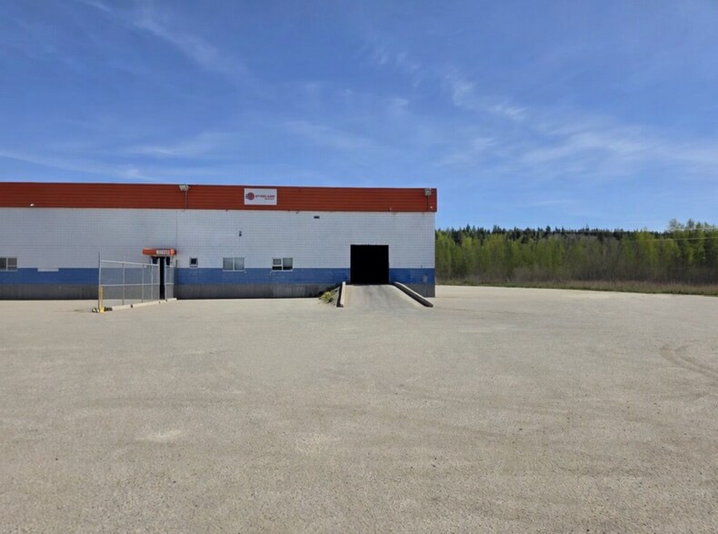 9080 Penn Rd, Prince George, BC à louer - Photo du bâtiment - Image 1 de 16