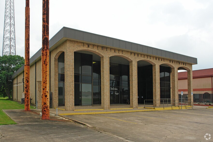 80 I-10 N, Beaumont, TX à louer - Photo du bâtiment - Image 3 de 4