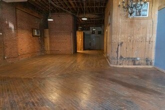 1401 W 13th St, Kansas City, MO à louer Photo intérieure- Image 1 de 8