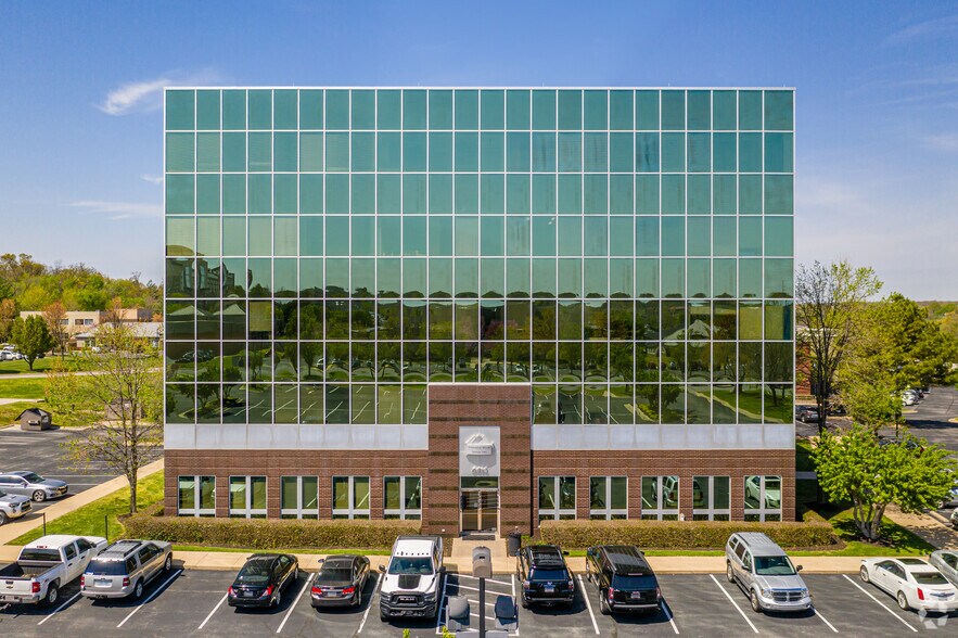 5414 Pinnacle Point Dr, Rogers, AR à louer - Photo du bâtiment - Image 2 de 5