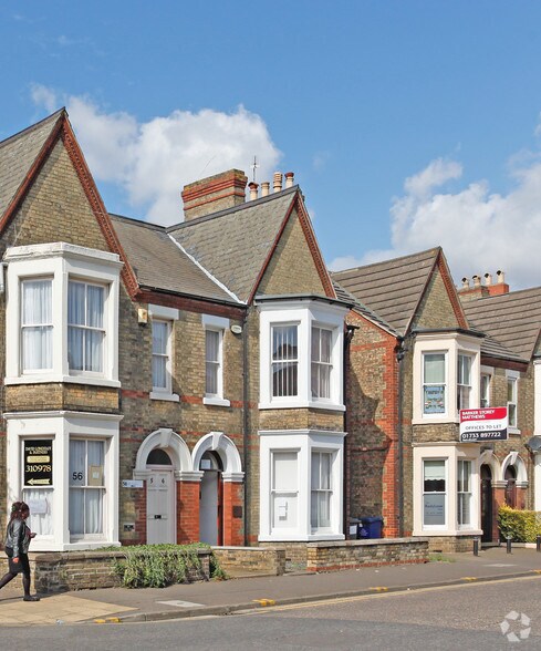 56-58 Broadway, Peterborough à louer - Photo du bâtiment - Image 2 de 2