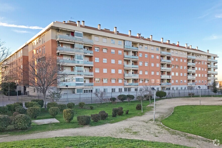 Calle Lago Blanco, 4, Parla, Madrid à louer - Photo principale - Image 1 de 2