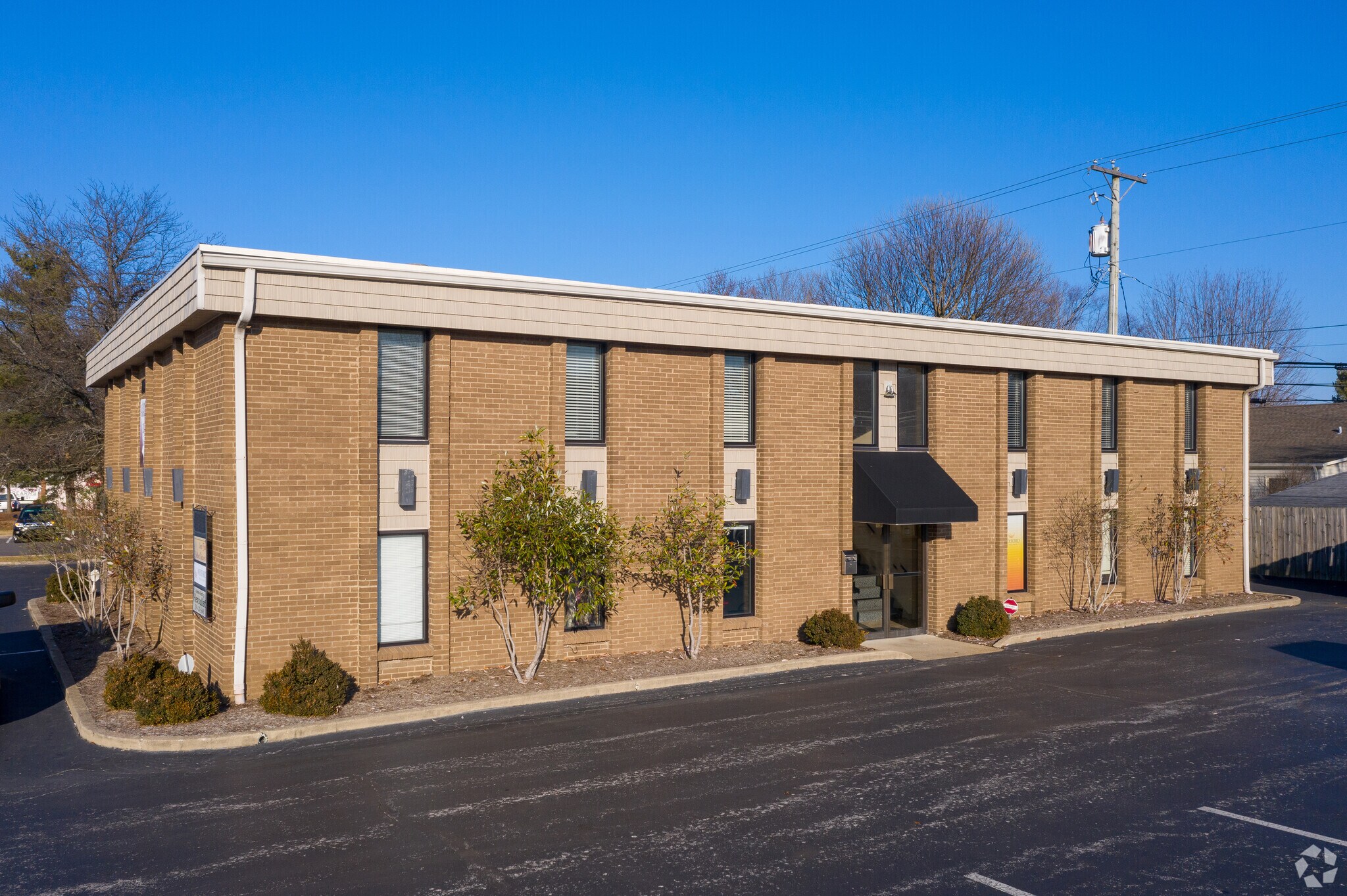2040 Regency Rd, Lexington, KY à louer Photo du bâtiment- Image 1 de 5