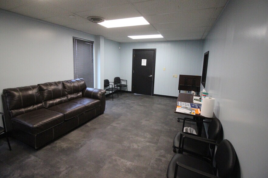 4006 N Keystone Ave, Indianapolis, IN à vendre - Photo du bâtiment - Image 3 de 7