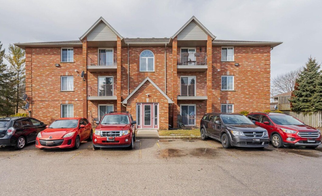 70 Stokes Rd, St Thomas, ON à vendre Photo principale- Image 1 de 2