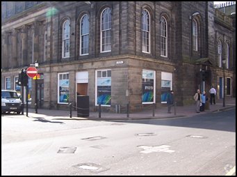 1-3 High St, Ayr à louer Photo principale- Image 1 de 2
