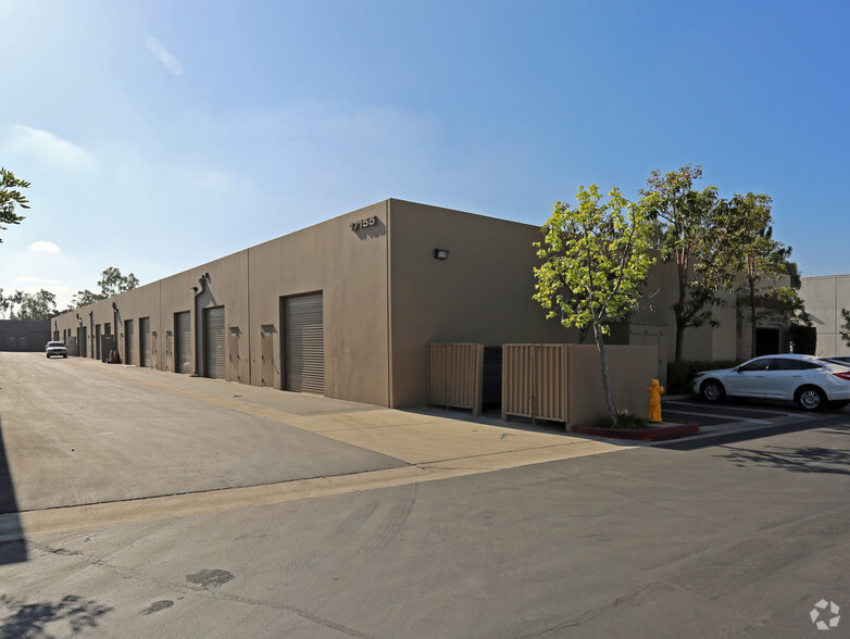 17155 Von Karman Ave, Irvine, CA for lease - Building Photo - Image 1 of 5