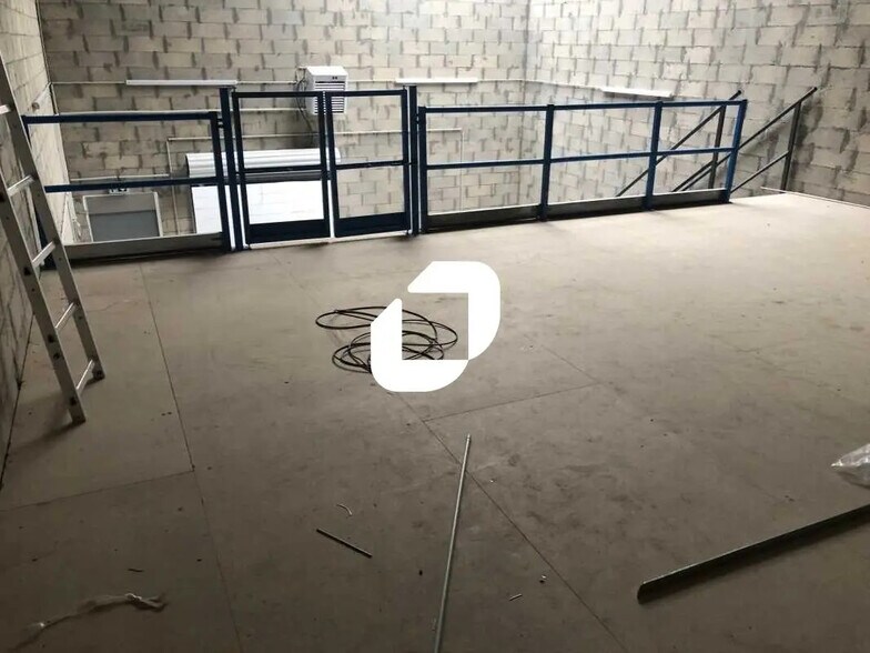 Flex dans BOISSY-L'AILLERIE à louer - Photo intérieure - Image 3 de 5