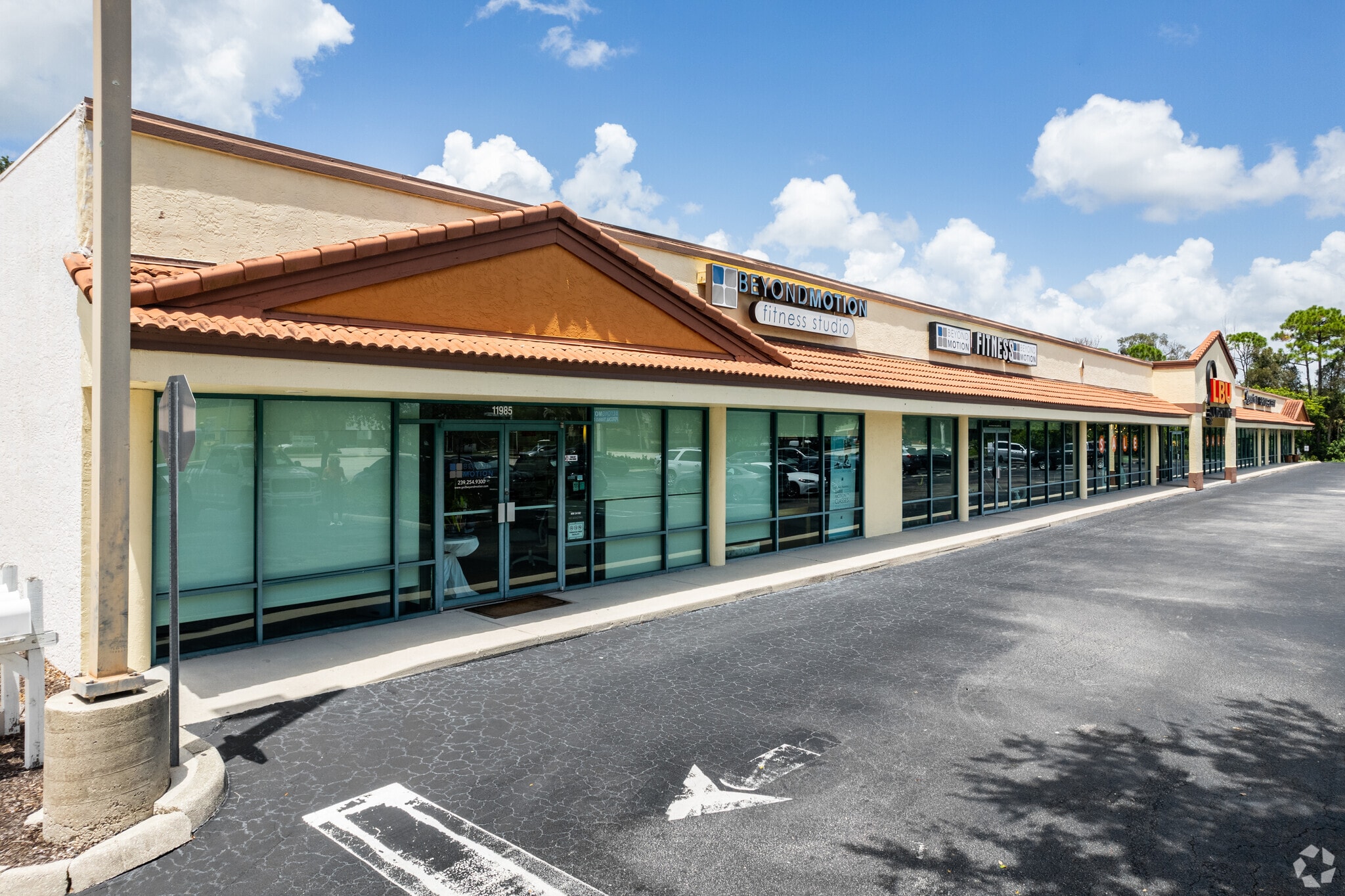 11985 Tamiami Trl N, Naples, FL for lease Primary Photo- Image 1 of 7