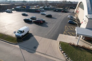 Outdoor Parking in Yard - Warehouse