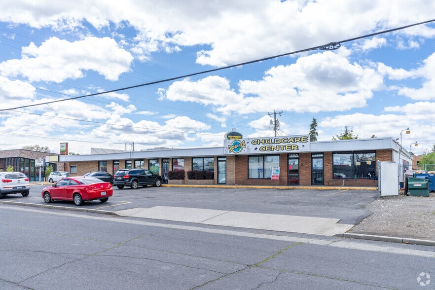 3025 Mission ave, Spokane, WA for sale - Building Photo - Image 2 of 4